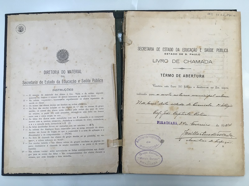 2. Livro de Chamadas da Escola Noturna Municipal Urbana 13 de Maio (referente ao ano de 1944), antes da restauração feita no Arquivo Edgard Leuenroth