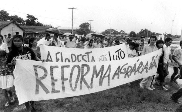 Manifestação em protesto pela morte de Chico Mendes, Xapuri, AC, 1988.